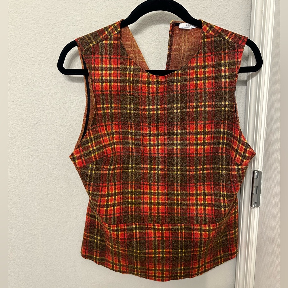 Zara plaid size Large top like new condition
